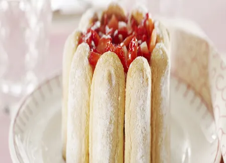 Charlotte aux fraises