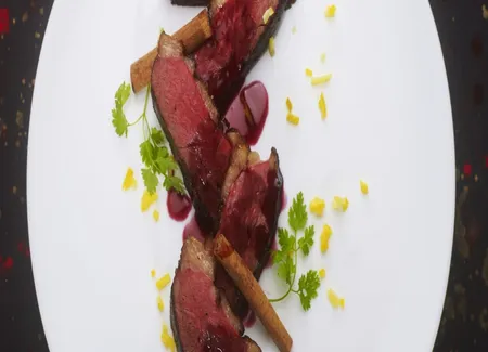 Magret de canard, réduction de sangria