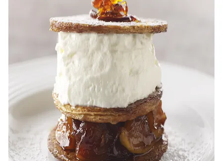Millefeuille aux pommes, caramel au beurre salé