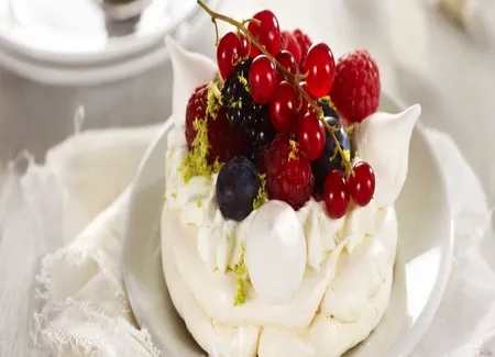Pavlova aux fruits rouges bocuse