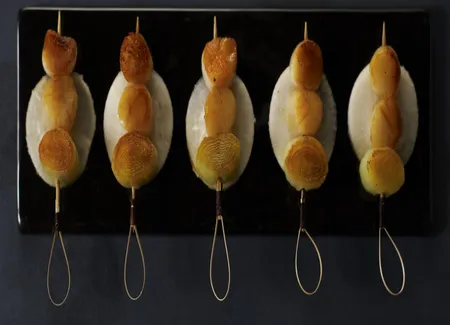 Petites brochettes de pétoncles