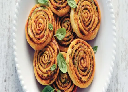 Roulés de chorizo, ricotta, roquette et basilic