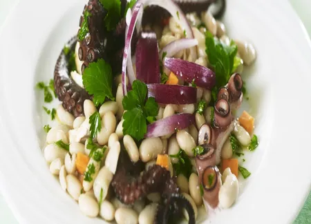 Salade de poulpe épicée aux haricots coco