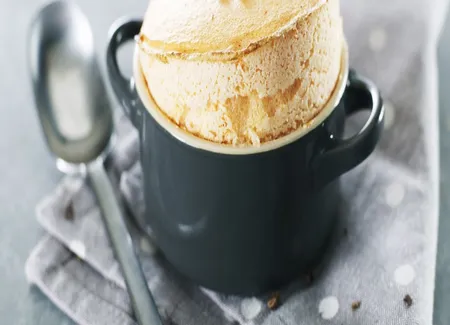 Soufflé à la courge pleine de naples aux éclats de chocolat