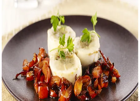 Suprêmes de poulet farcis au caviar d'aubergines