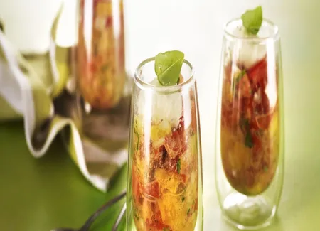 Verrines de tartare de tomates