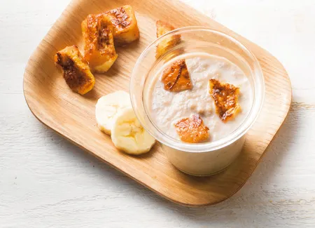 Velouté tiède de banane, croutons au caramel