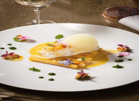 Turbot, moules & safran pomme boulangère
