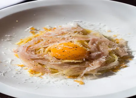 Spaghettoni carbonara