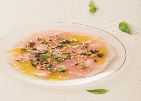 Carpaccio de veau, marinade aux olives
