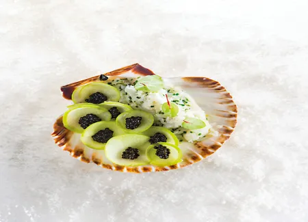 Tartare de saint-jacques, déclinaison de chou-fleur en textures