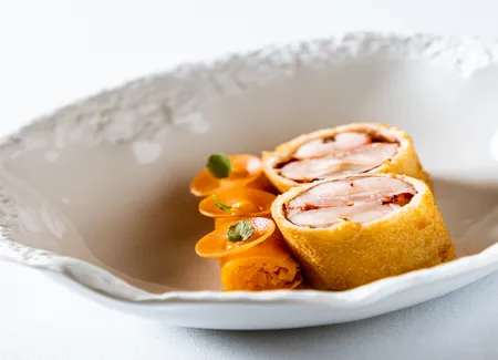 Homards bleu croustillant, carottes et cameline
