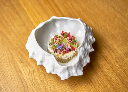Tourteau et riz sous pression