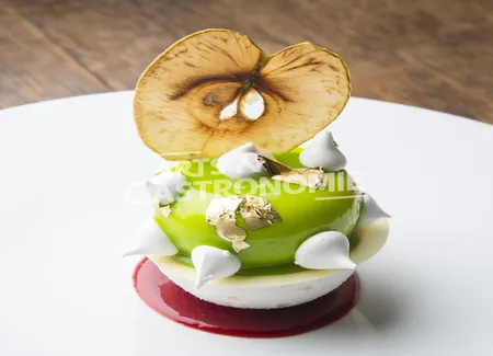 Meringue de pomme basilic et citron vert
