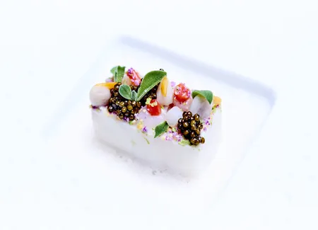 Bar nacré, risotto de choux fleur