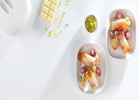 Émincé de langoustine aux algues, frit en brochette