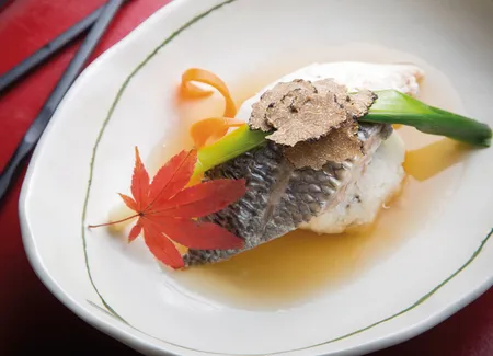 Navet avec sa dorade à la truffe de bourgogne cuisson vapeur
