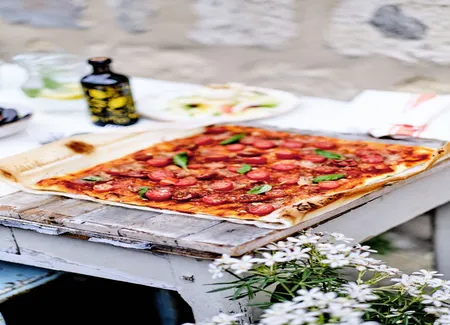 Pizza rosso aux deux tomates