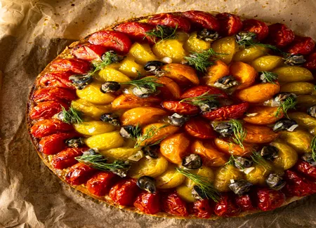 Tarte à la moutarde, tomates grappe