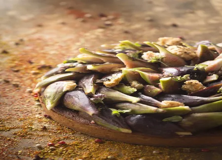 Tarte aux figues et crumble épicé