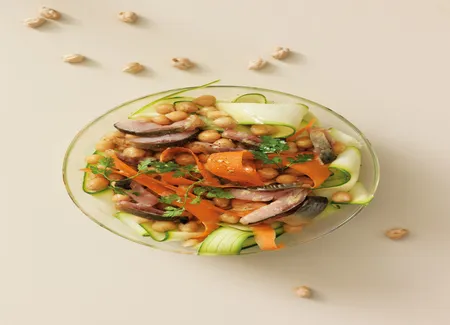 Pois chiches, hareng fumé et tagliatelles de courgettes