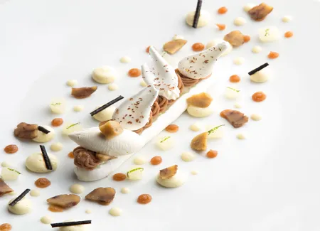 Girolles moules de bouchot et escargots