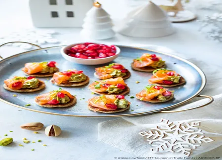 Millefeuilles de meringue aux fruits de saison
