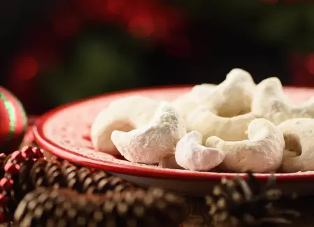 Biscuits de noël aux noisettes (nüsskipfel)