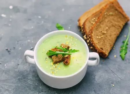 Soupe de courgettes à la vache qui rit® au monsieur cuisine