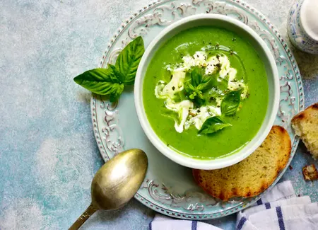 Soupe de courgettes à la vache qui rit® au thermomix
