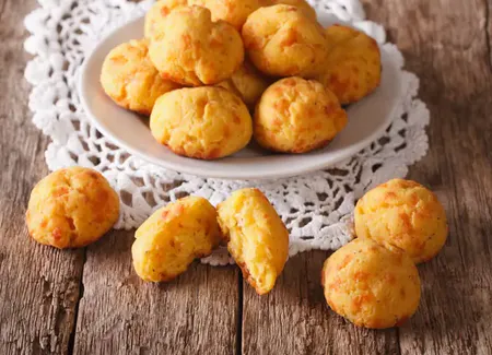 Gougères au fromage au cooking chef