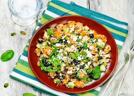 Salade de quinoa à la feta au cookeo