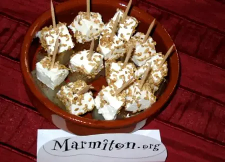 Amuse-gueules au chèvre frais et sésame
