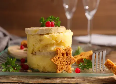 Purée de pommes de terre et foie gras
