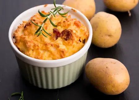 Petits soufflés à la pomme de terre au monsieur chef