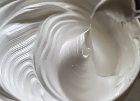 Blancs en neige au cooking chef