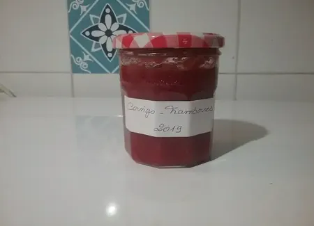 Confiture de coings et framboises