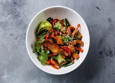 Poulet à la vietnamienne au cooking chef