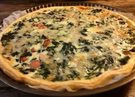 Quiche aux épinards et saucisses
