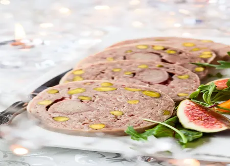Terrine de canard aux pistaches