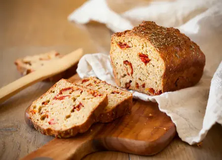 Gâteau aux tomates confites et mozzarella au cooking chef