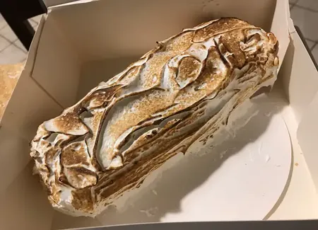 Omelette norvégienne comme une tarte au citron