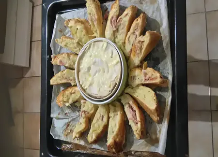 Mont d'or et tourte aux pommes de terre