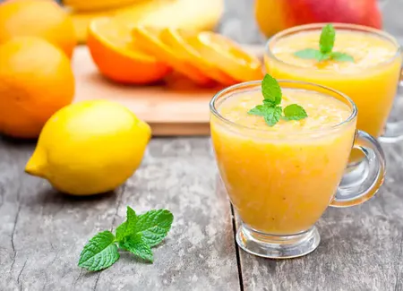 Smoothie orange-citron avec yaourt au sucre de canne