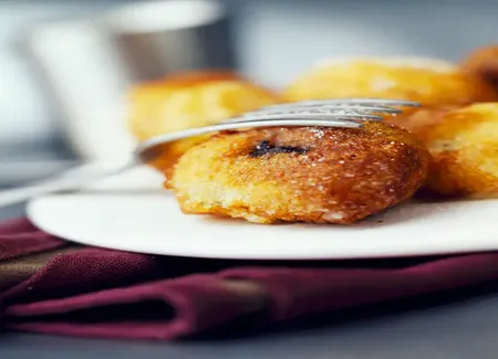 Beignets de pruneaux fourrés