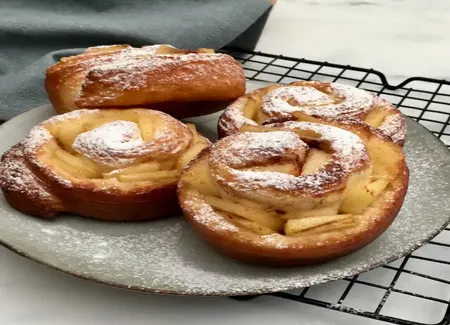 Beignets roulés aux pommes