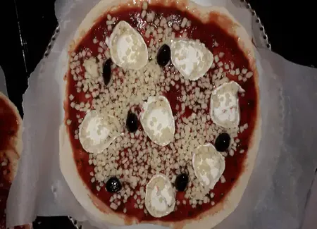 Pizza au chèvre/viande hachée facile