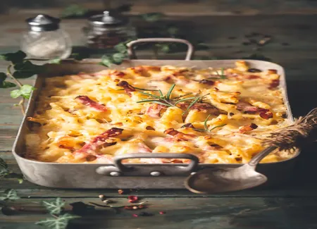 Gratin de pâtes lardons et champignons