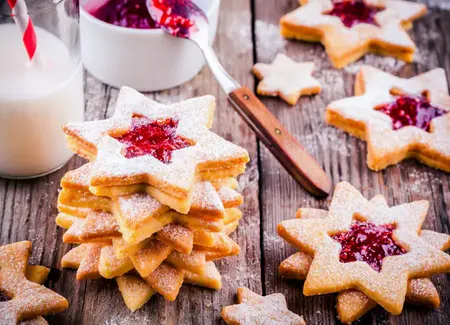 Biscuits de noël à la confiture vegan