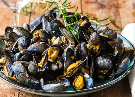 Eclade de moules (laurier)